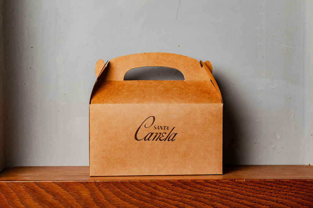 Santa Canela pastry box